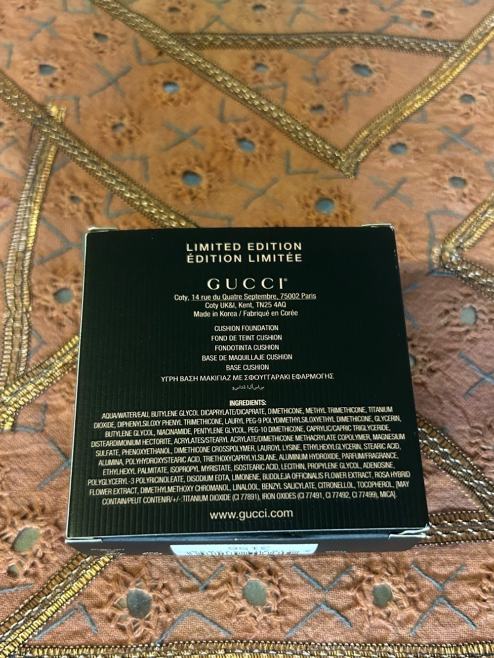 Gucci Limited-Edition Cushion De Beauté SPF Foundation in Shade 03 - Picture 7 of 7